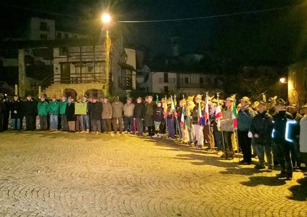 Sindaci e alpini commemorano il Giorno del Ricordo