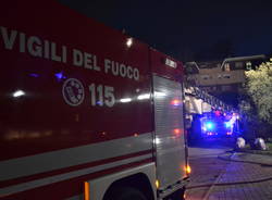 Fiamme in una villetta di Olgiate Olona