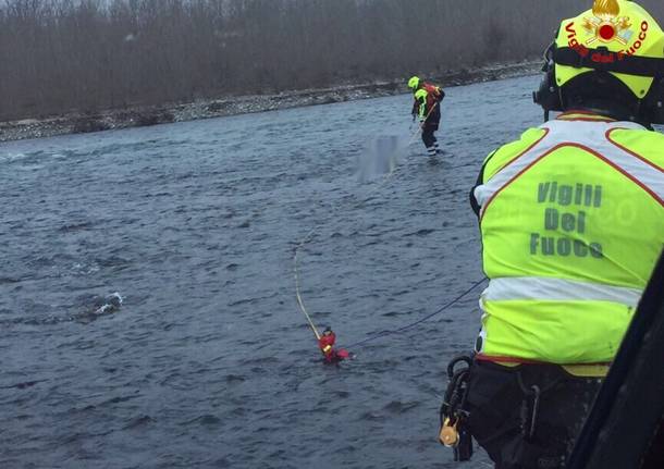 Vigili del Fuoco: recupero di una persona in acqua 