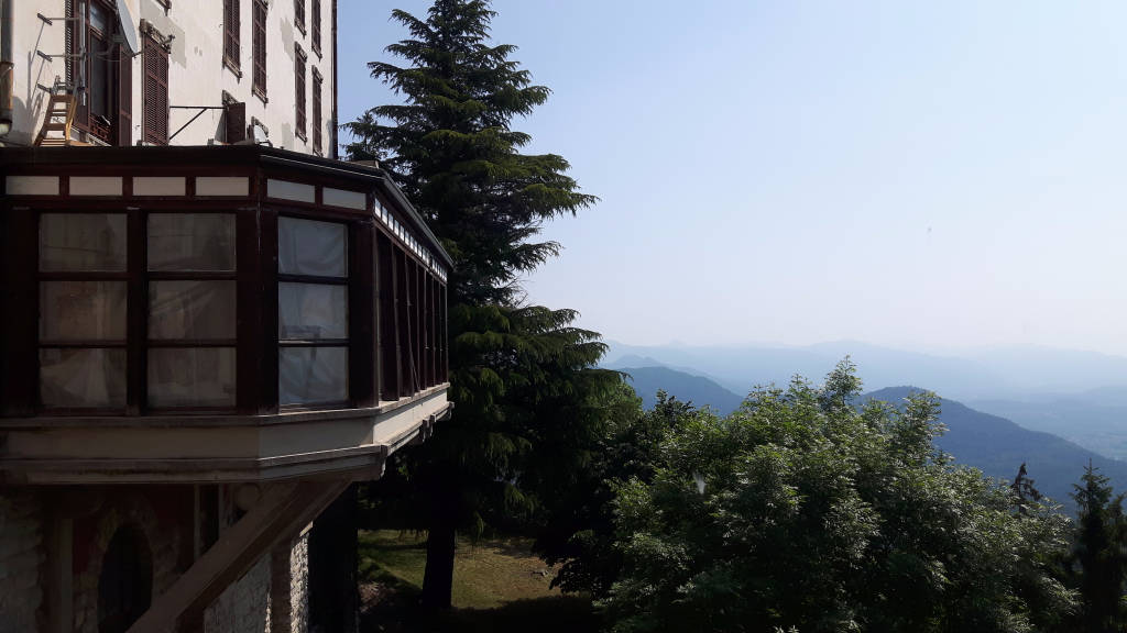 Sommaruga "riapre" il Grand Hotel Campo dei Fiori