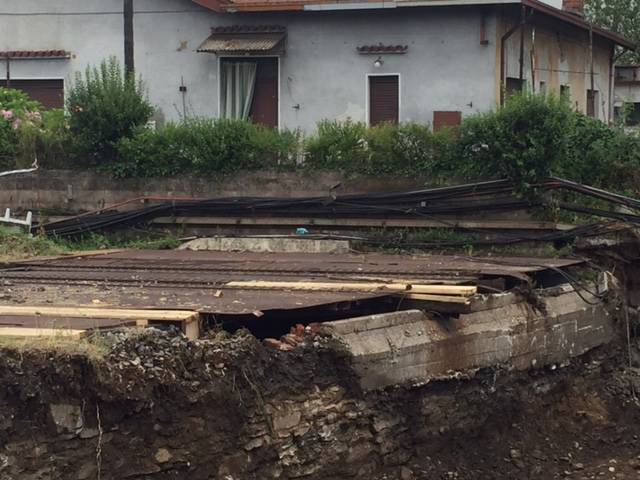 Ferrovia, i lavori in via Carnovali