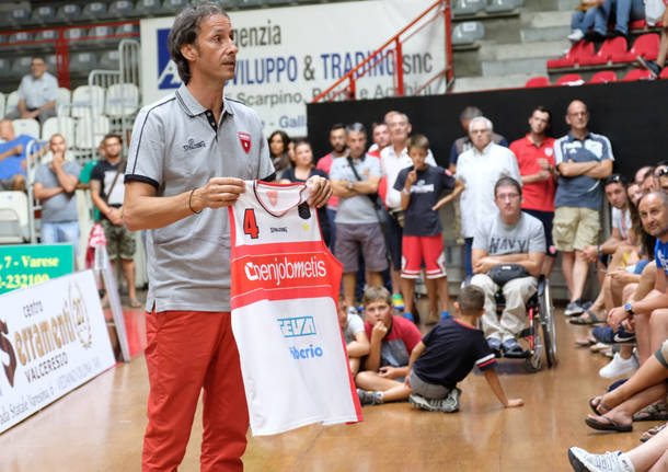 basket presentazione pallacanestro varese 2017