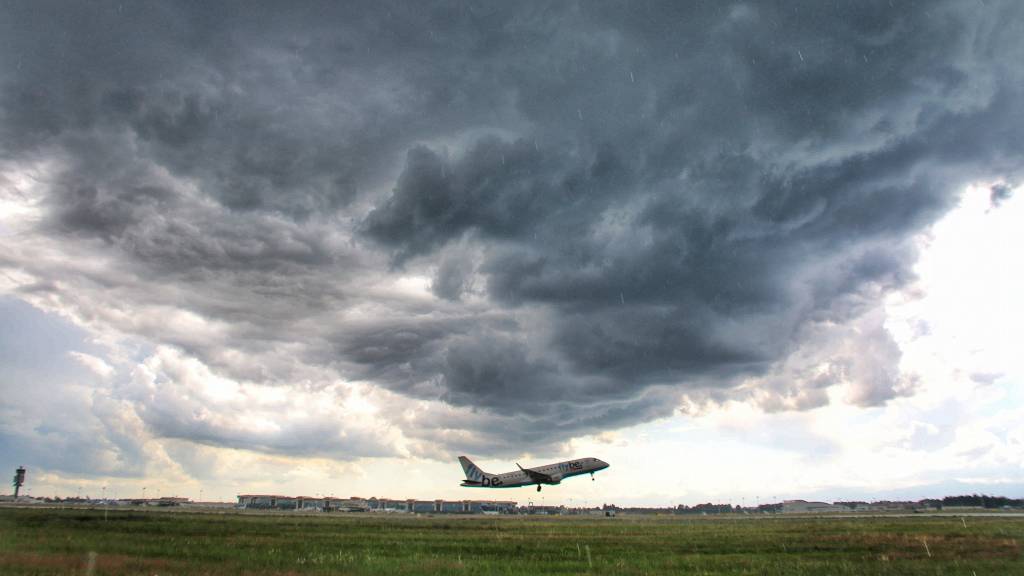 Nuvole apocalittiche su Malpensa