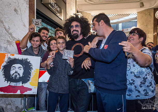 Caparezze a Varese Dischi 