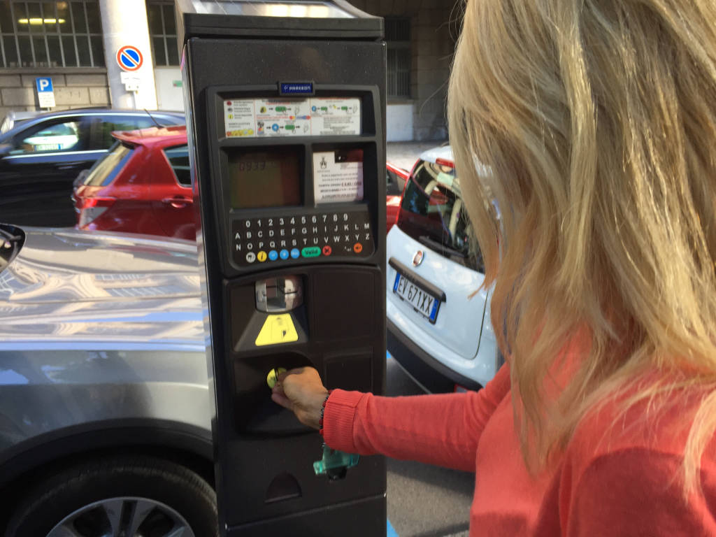 Primo giorno di scuola: i parcheggi a Varese