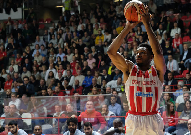 Openjobmetis Varese - Red October Cantù 95-64