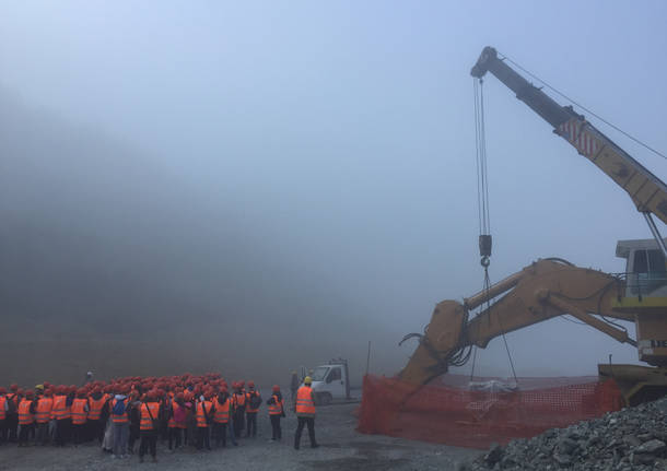 Duecento studenti in visita alla miniera della Colacem