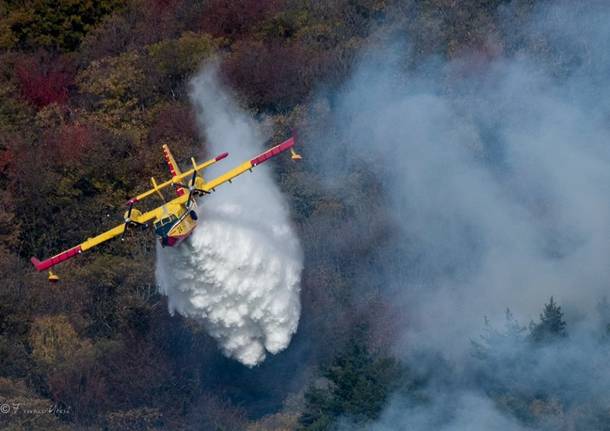 Incendio al Campo dei Fiori, le operazioni di domenica