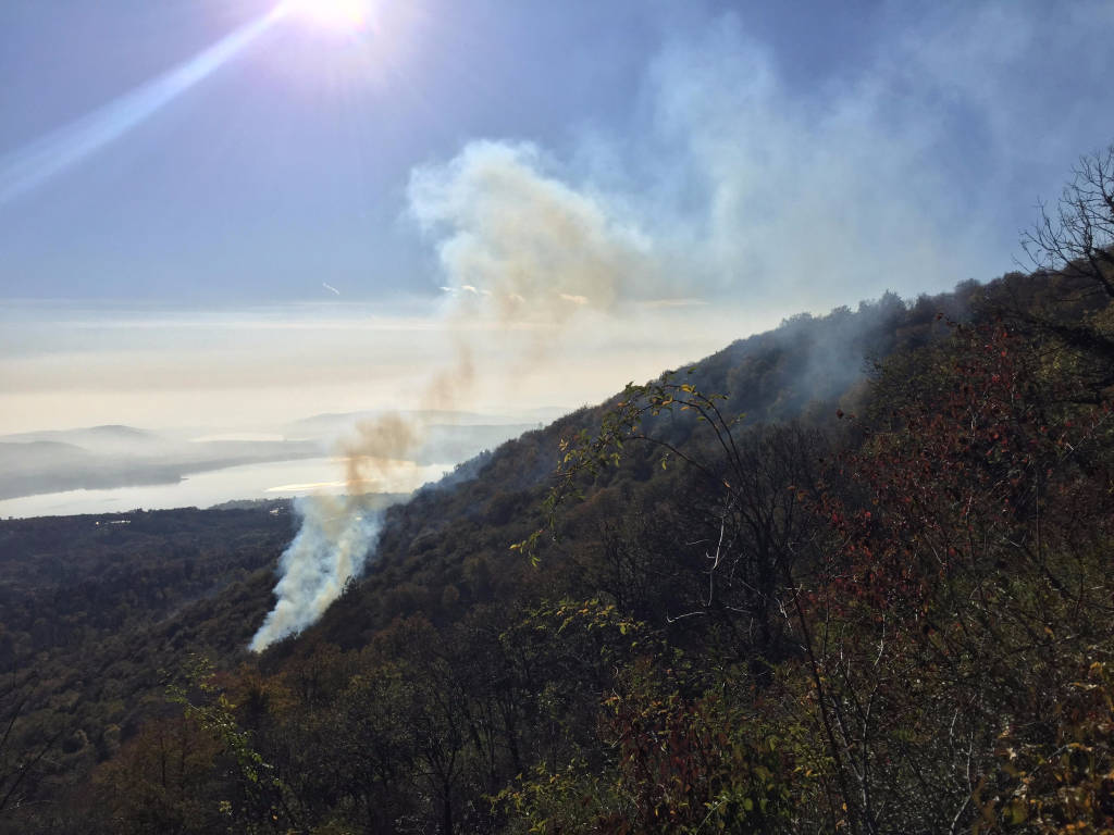 Incendio campo dei fiori, la ripresa del 27 ottobre