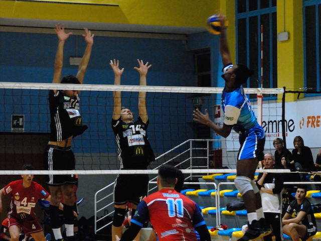 Mercatò Fossano - Pallavolo Saronno 0-3