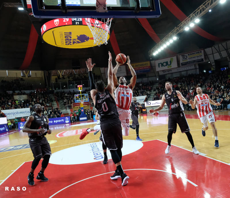 Openjobmetis Varese - Segafredo Bologna 85-90