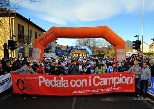 pedala con i campioni ciclismo brinzio