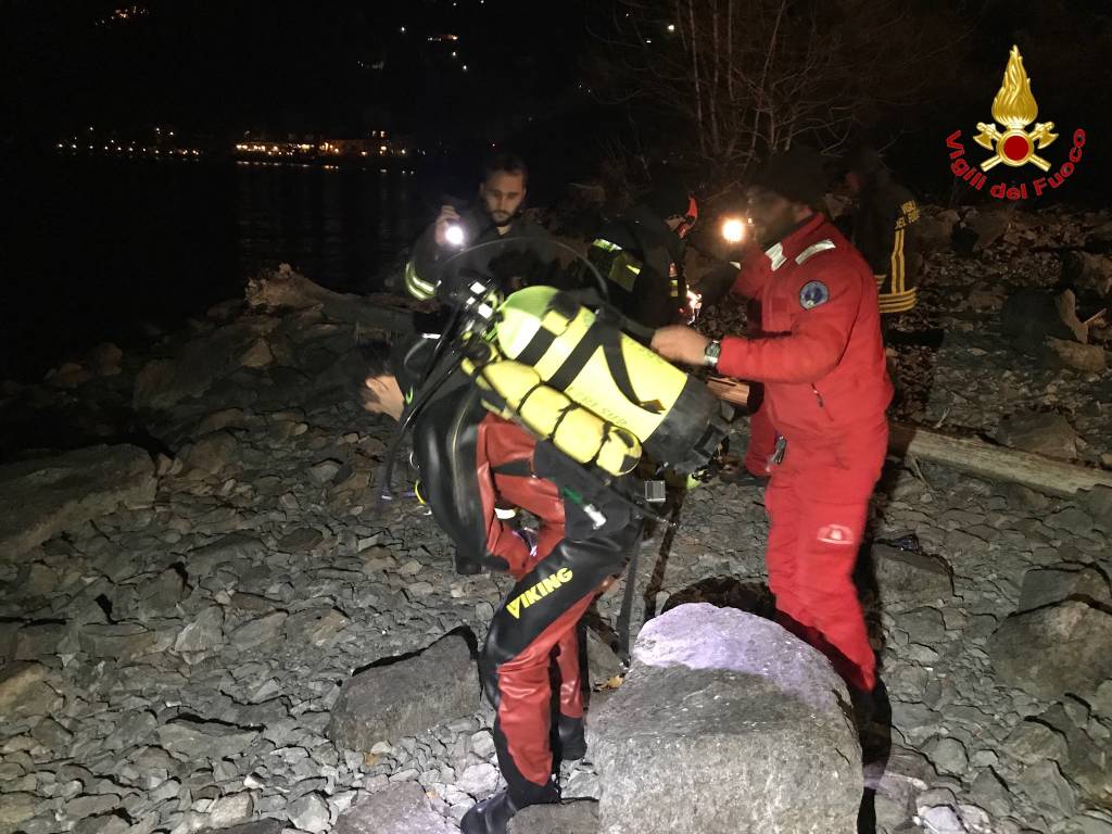 Recupero salma nel lago maggiore