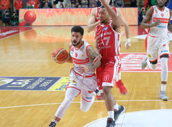 Openjobmetis Varese - EA7 Milano 76-72