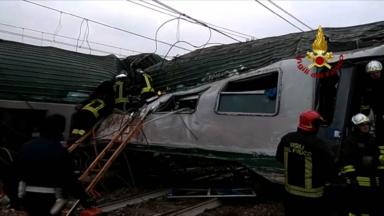 deragliamento treno