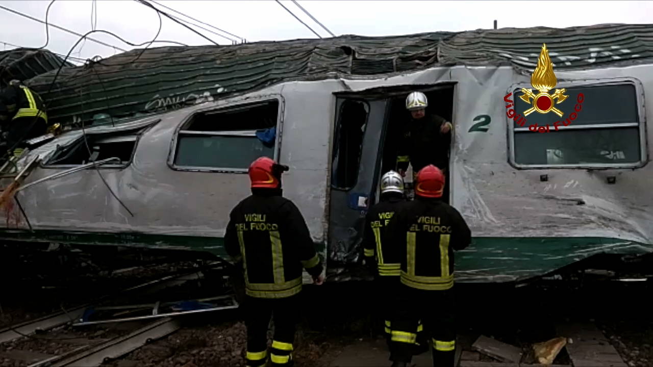 deragliamento treno