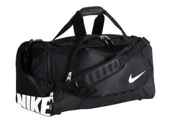 Chi ha visto sul treno una borsa nera della Nike?