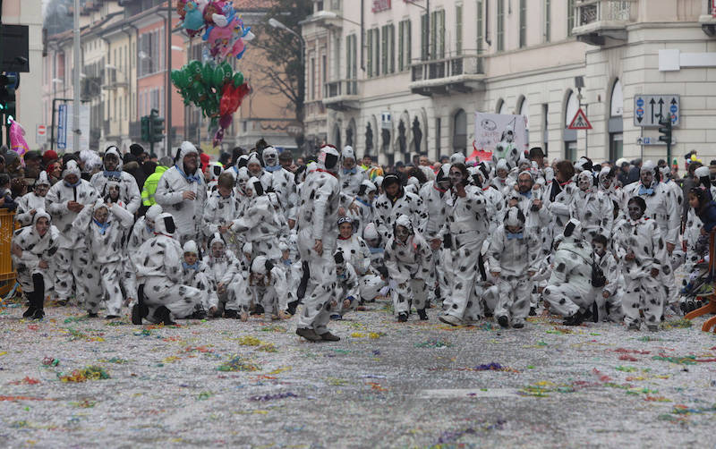 La sfilata del Carnevale 2018 a Varese