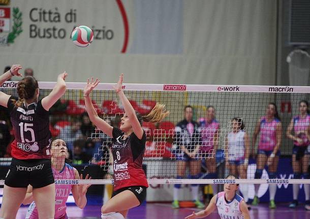 Uyba Busto A. - Team Saugella Monza 1-3