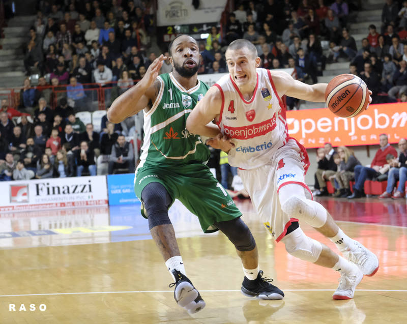 Openjobmetis Varese - Sidigas Avellino 82-75