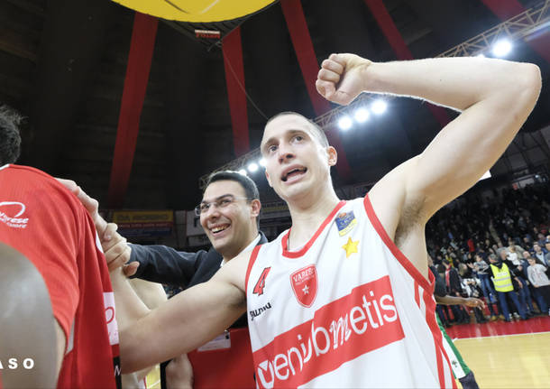 Openjobmetis Varese - Sidigas Avellino 82-75