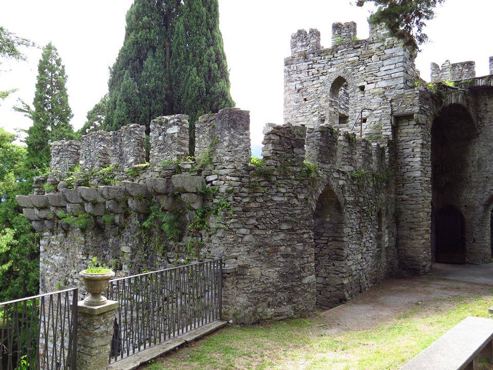 Castelli e torri medievali della provincia di Varese