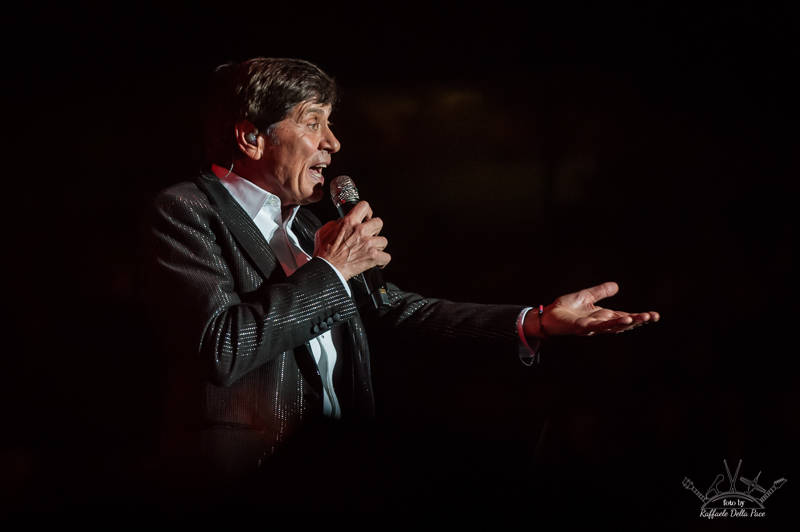 Gianni Morandi in concerto a Milano 