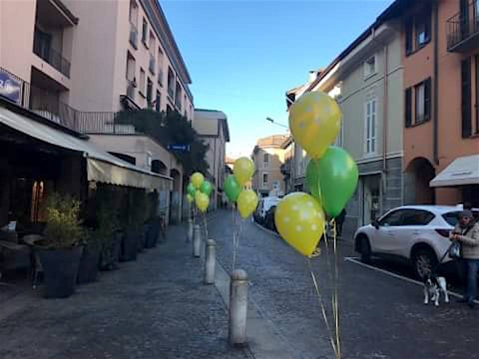 Sesto Calende: palloncini per laFesta della donna 2018