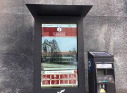 Totem in piazza Monte Grappa