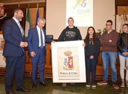 L\'Agenzia Formativa dona un quadro alla Polizia di Varese