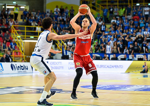 Quarti Playoff Gara 1 - Germani Brescia - Openjobmetis Varese 68-61