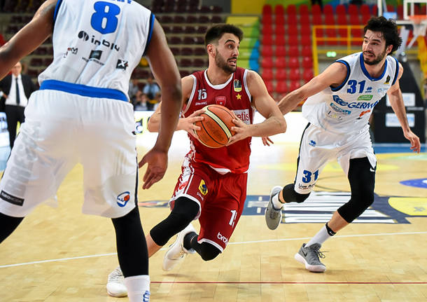 Quarti Playoff Gara 1 - Germani Brescia - Openjobmetis Varese 68-61