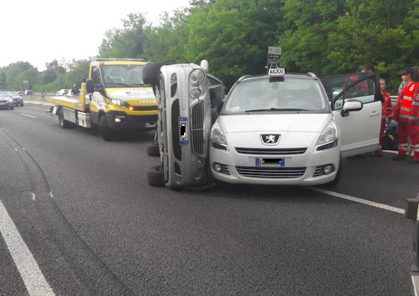 incidente A8 Legnano 20 maggio 2018