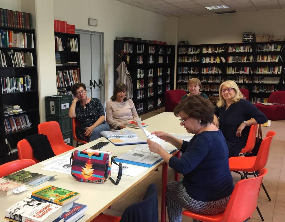 La Biblioteca "Bruna Brambilla" alla scuola Anna Frank