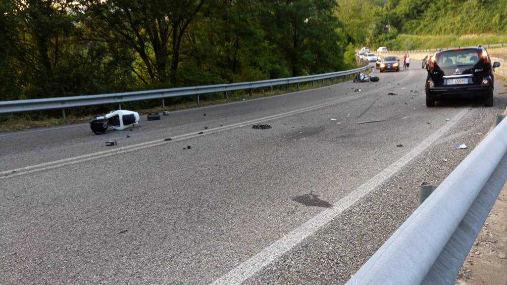 Incidente Sulla Provinciale, Moto Si Spezza In Due - VareseNews - Foto