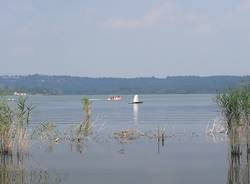 aereo caduto lago