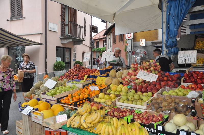 mercati settimanali provincia di varese