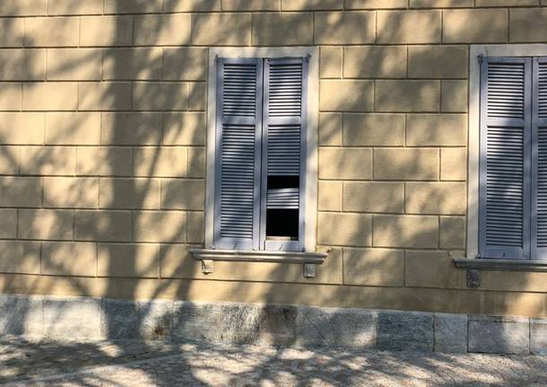 persiane palazzo terzaghi vandali 