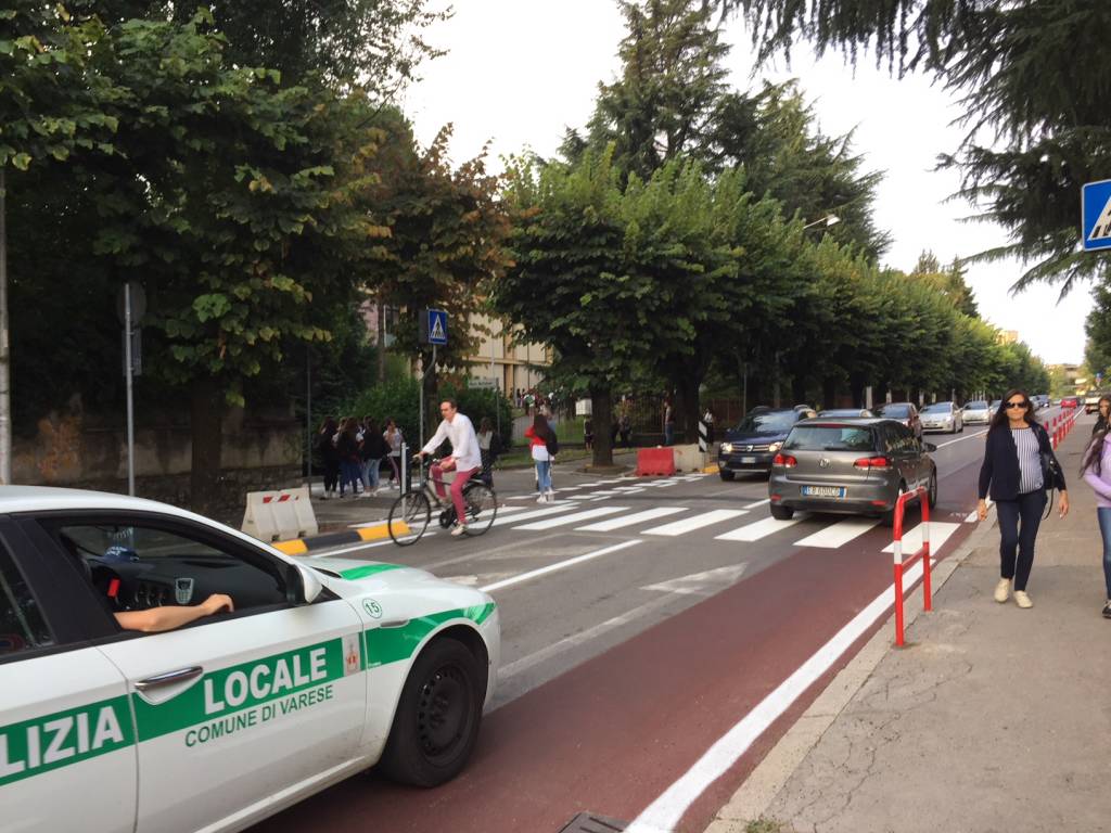 Primo giorno di scuola per la ciclabile 