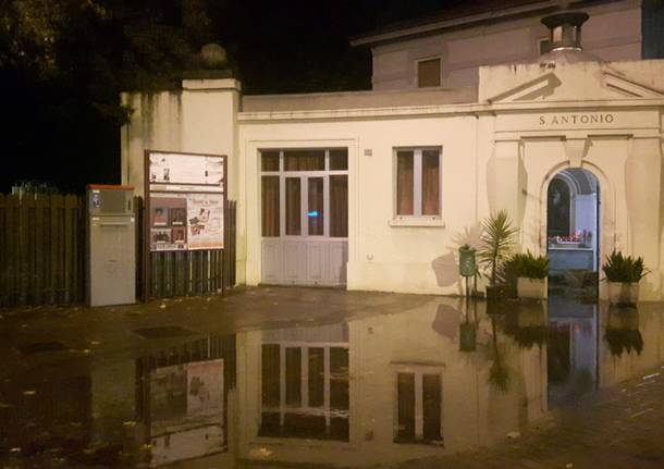 Day after a Saronno: pulizia nelle strade e nelle scuole allagate