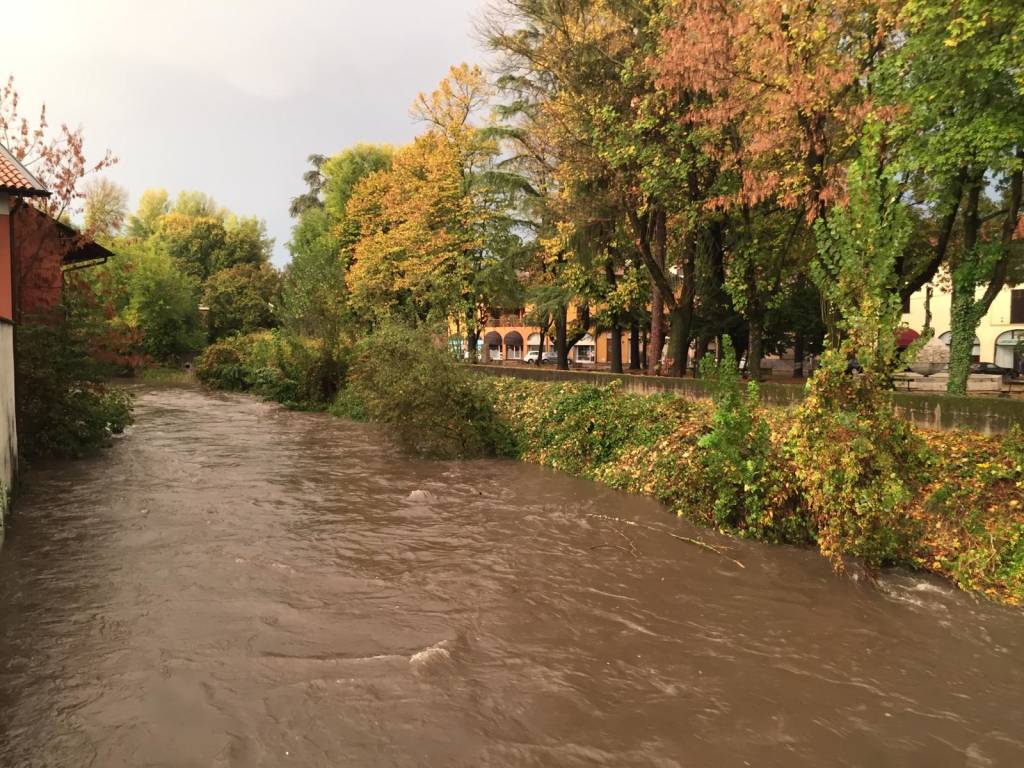 Maltempo, strade e fiumi a Castellanza 