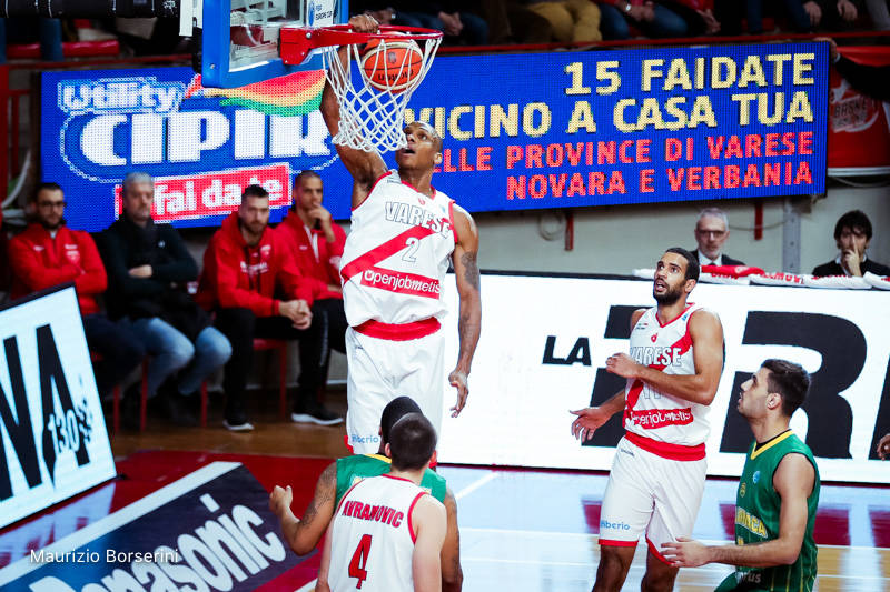 Openjobmetis Varese - AEK Petrolina Larnaca 109-74