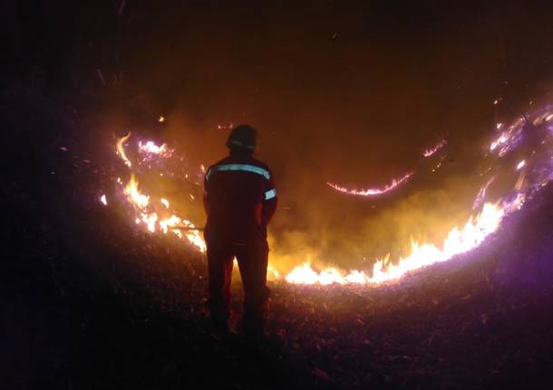 incendio cugliate fabiasco 31 dicembre 2018