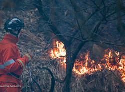 Incendio Monte Martica, le foto di Borserini 