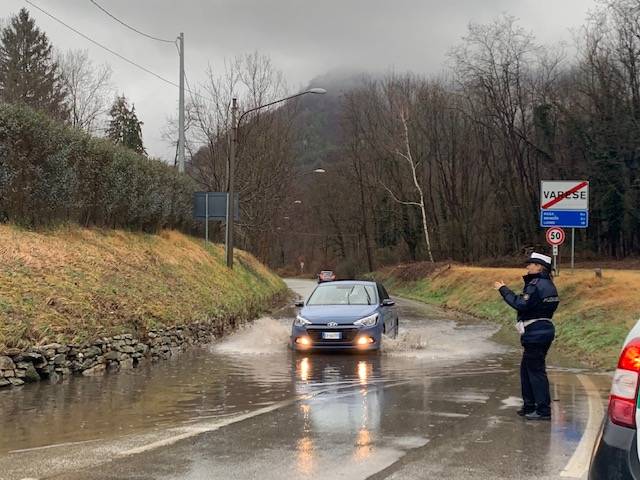 Allagata la provinciale della Rasa