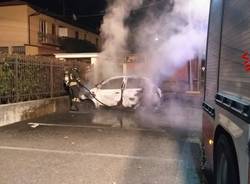 incendio auto cuveglio