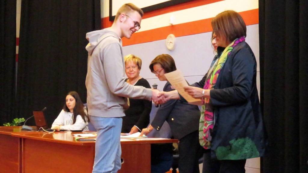 Premiazione delle certificazioni linguistiche all'Ite Tosi