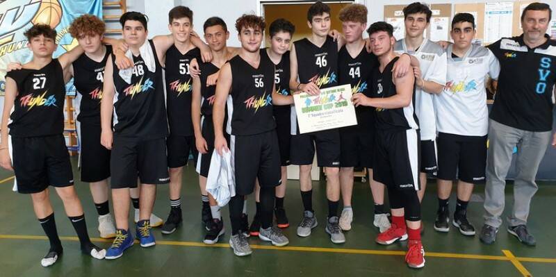 U16M 2  THUNDER