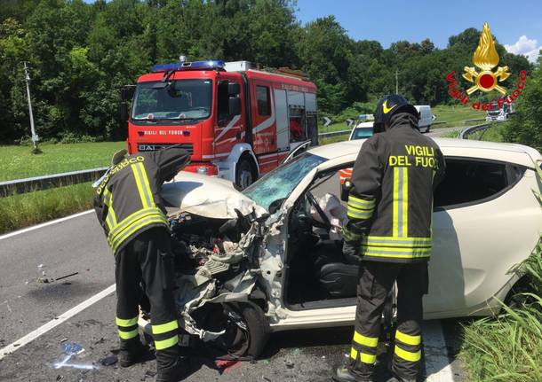 Schianto Sulla Statale - VareseNews - Foto