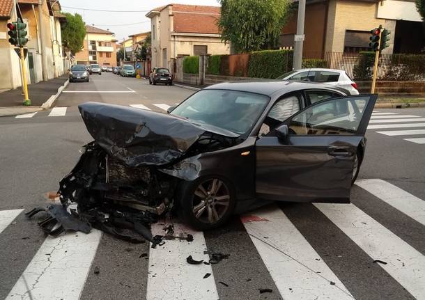 Incidente In Corso Italia, Due Feriti